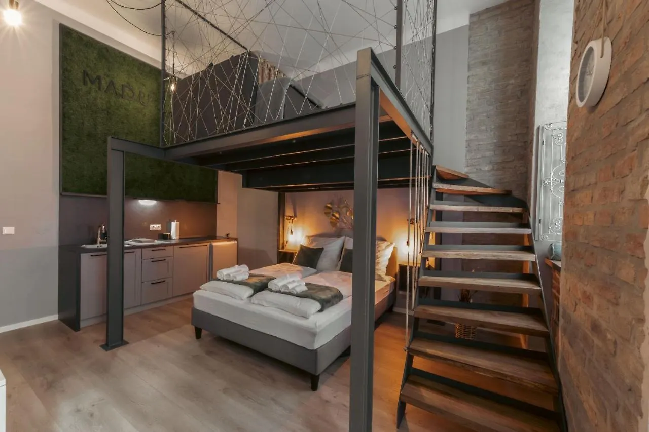 Madu-Living Vienna - Egon Apartment 0*,