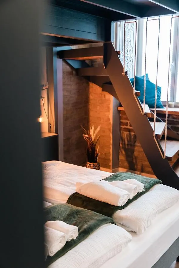 Madu-Living Vienna - Egon Apartment 0*,  Austria